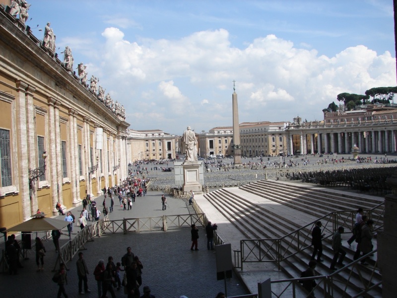 St Peters square oblesik stands where he was crucified they say.jpg